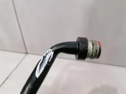 MERCEDES-BENZ Mercedes C Class W205 Oil Cooler Hose A2055010124 Oil Cooler Pipe Hose Faulty — thumbnail 3