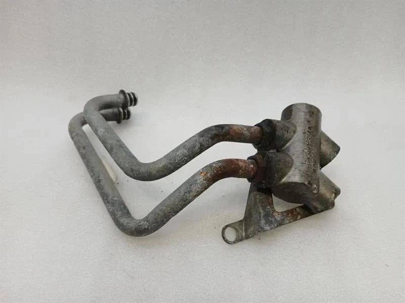 Aston Martin DB9 Volante Valve 4G436L635AA Valve 4G43-6L635-AA