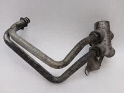 ASTON MARTIN Aston Martin Vanquish Thermostat Housing 4G43-6L635-AA Thermostat Housing — thumbnail 7