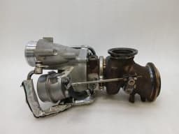 MERCEDES-BENZ MERCEDES C63 AMG W205 RIGHT TURBO CHARGER A1770900080 TURBOCHARGER RIGHT — thumbnail 1