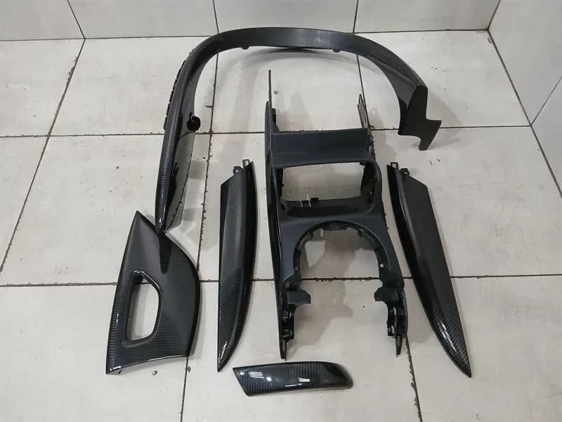 AUDI R8 TYPE 42 5.2 V10 COUPE 424858969C SET CARBON RHD INTERIOR TRIM UK JP AU