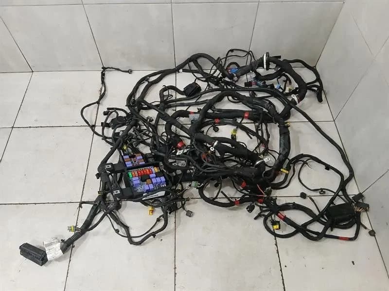 FERRARI Ferrari California T F149 14-17 Wiring Loom 320149 Front LHD Faulty Wiring Harness