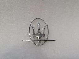 MASERATI Maserati Quattroporte VI M156 Trident Badge Set 89095600 Trident Emblem Chrome — thumbnail 3
