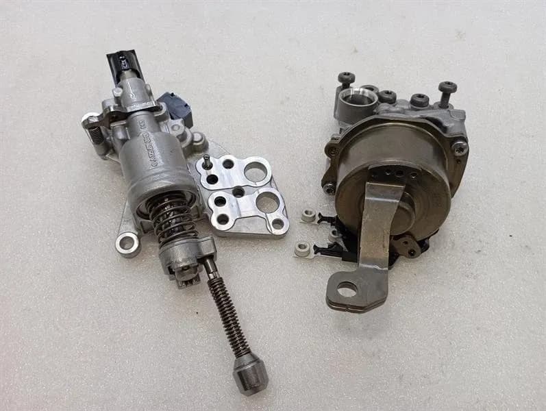 MERCEDES-BENZ Mercedes C Class W205 Gearbox Oil Pump A7252709307 Transmission Oil Pump A7252701301