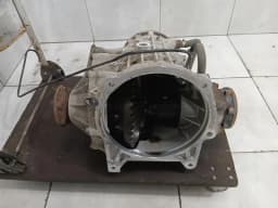 ASTON MARTIN Aston Martin DB9 Volante Rear Diff AG43-4200-AB Rear Differential 9G43-4200-AB — thumbnail 2