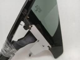ASTON MARTIN Aston Martin Vanquish AM310 Right 1/4 Glass CD33-C262A36-BB Door Panel 1/4 Right — thumbnail 5