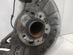 MERCEDES-BENZ Mercedes C AMG C63 W205 Right Front Hub A2053306804 Wheel Bearing Housing Front Right — thumbnail 3