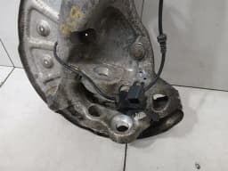 MERCEDES-BENZ Mercedes C AMG C63 W205 Right Front Hub A2053306804 Wheel Bearing Housing Front Right — thumbnail 5