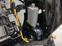 PORSCHE Porsche Panamera 976 G3 2024-2026 seat frame 971881105N left seat frame left — thumbnail 5