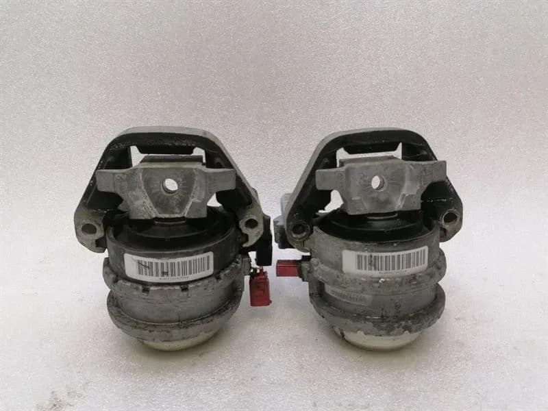 AUDI Audi RS7 A7 4G8 engine mount set 4M0199256T engine mount set connection defect