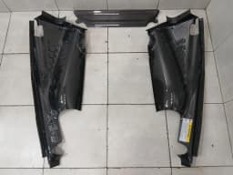 FERRARI OEM FERRARI 488 PISTA F142M F142 OEM CARBON ENGINE BAY TRIM 86422600 86423100 — thumbnail 1