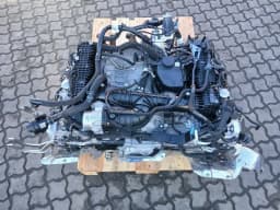 PORSCHE 2026 500KM GTS PORSCHE 911 992 Engine DWTB Engine DWT 0PD100020A 3.6 COMPLETE MK2 — thumbnail 2