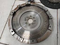 ASTON MARTIN Aston Martin Vanquish S 04-07 V12 Flywheel Clutch Basket 1R12-11-10474 Clutch — thumbnail 2