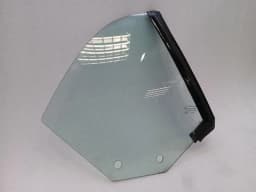 ASTON MARTIN Aston Martin DB9 Volante Rear 1/4 Glass 4G43-N29750-BA Door Panel 1/4 Rear RH — thumbnail 9