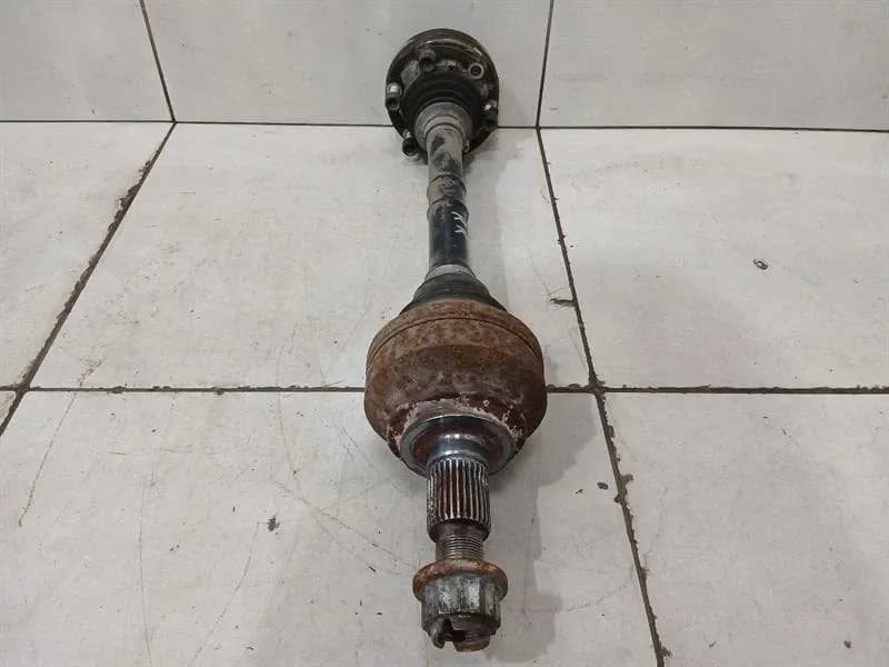 AUDI Audi R8 Type 42 V10 drive shaft rear Re 420501204B rear right drive shaft