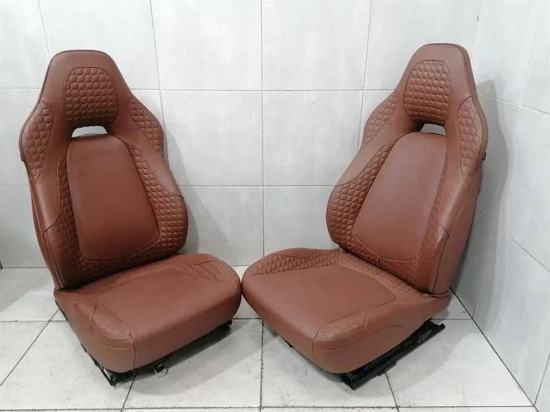 ASTON MARTIN Aston Martin Vanquish AM310 seats front seats cooled heated brown leather