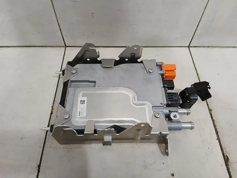 PORSCHE PORSCHE 911 992 VOLTAGE CONVERTER 4M0907171C VOLTAGE CONVERTER PAB907171D