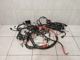 ASTON MARTIN ASTON MARTIN VANTAGE AM6 Engine BAY Wiring KY63-14290-DB RHD Wiring Harness — thumbnail 1