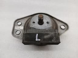 FERRARI Ferrari California T F149 14-17 engine mount 303182 engine mount — thumbnail 3