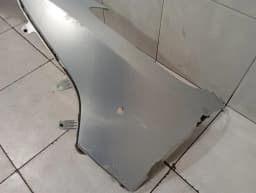 ASTON MARTIN Aston Martin Vantage AM6 Front Bumper KY63-17D957-AC DEFECTS Front Bumper — thumbnail 3