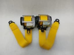 PORSCHE Porsche Boxster Spyder 718 front seat belt 98180303303 yellow belt racing yellow — thumbnail 2