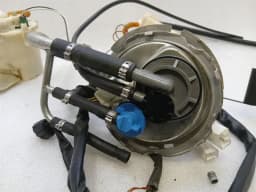 ASTON MARTIN Aston Martin Vanquish S 04-07 V12 Fuel Pump 1R12-341152-AA Fuel Pump — thumbnail 4