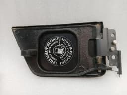 ASTON MARTIN Aston Martin DB9 Volante fuel filler cap 4G43-9030-AF fuel cap tank flap — thumbnail 3