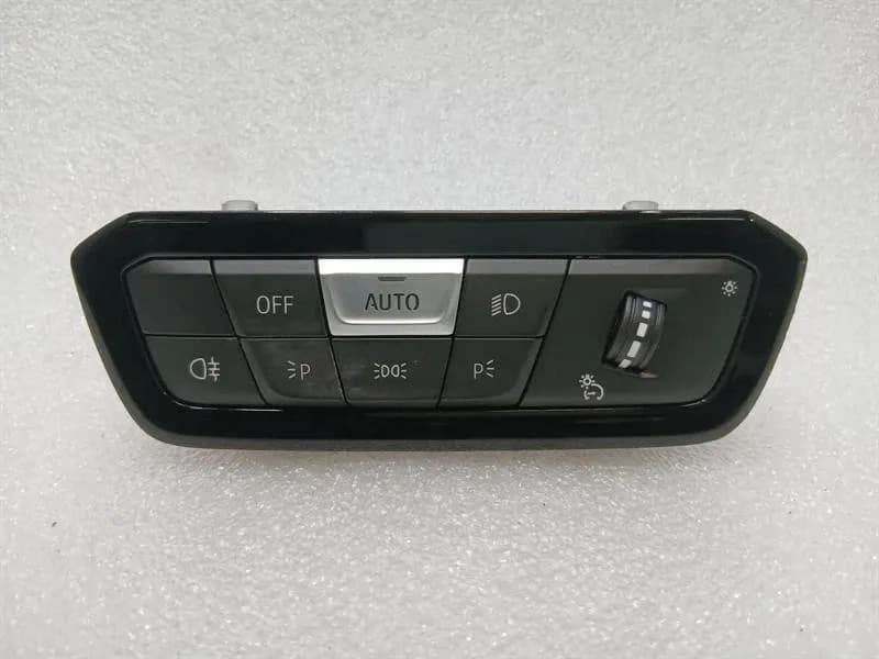 BMW BMW 3 Series M3 G80 G20 Headlight Switch E1181999 Light Switch Europe