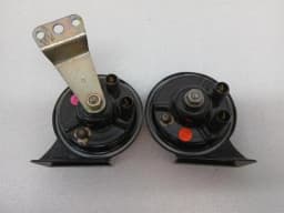 ASTON MARTIN Aston Martin Vanquish S 04-07 V12 Horn 1R12-373942-AA Horn Fanfare — thumbnail 8