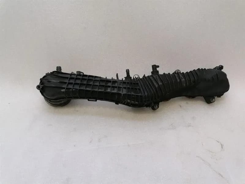 MERCEDES-BENZ Mercedes C Class AMG W205 Intake Pipe A1770900037 Intercooler Distributor LH