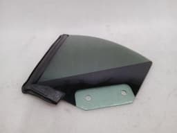 ASTON MARTIN Aston Martin Vanquish AM310 Rear 1/4 Glass FD33-L29751-AB Door Panel 1/4 Rear — thumbnail 1