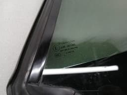 ASTON MARTIN Aston Martin Vanquish AM310 Rear 1/4 Glass FD33-L29751-AB Door Panel 1/4 Rear — thumbnail 8