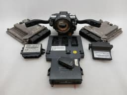 AUDI AUDI R8 TYPE 42 5.2 V10 COUPE Engine ECU 424910552F SET Engine ECU CTY SET — thumbnail 1