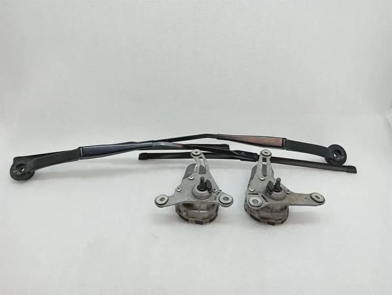 Aston Martin Vantage AM6 Front Wiper Motor KY63-17504-AB Wiper Motor Front RHD