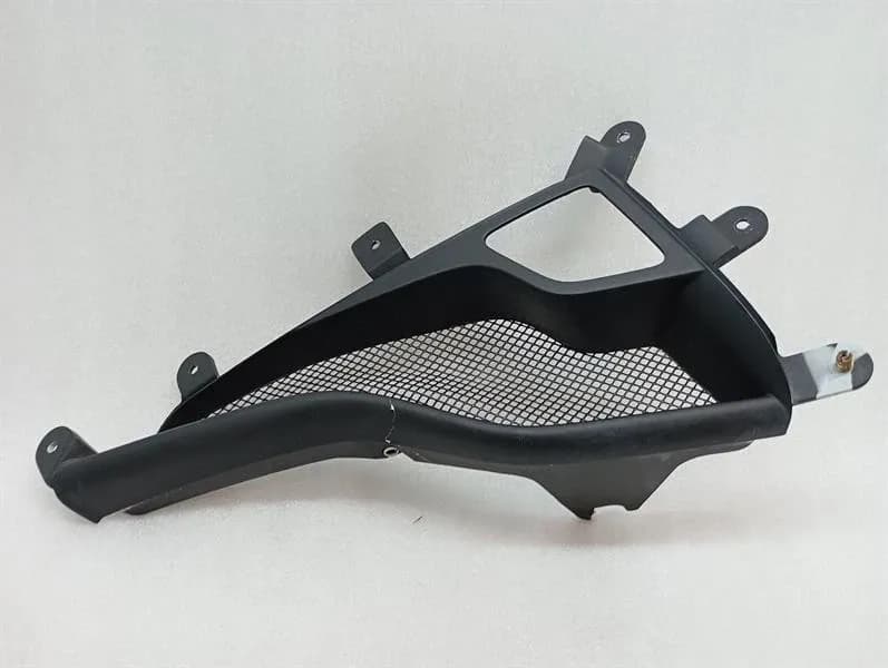 FERRARI Ferrari 458 F142 Spider Rear Bumper Right Grille 81899310 Radiator Grille Faulty