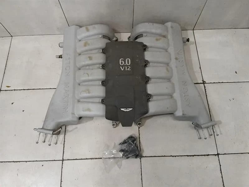 ASTON MARTIN Aston Martin DB9 V12 Inlet Manifold 4G4E-9424-KA Intake Manifold INTAKE 6.0