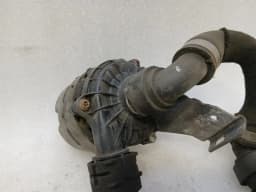 MERCEDES-BENZ Mercedes C63 AMG W205 additional cooling pump A0005003000 coolant pump pump — thumbnail 4