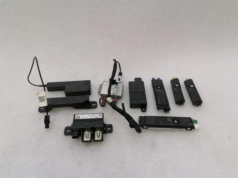 MERCEDES-BENZ Mercedes SL R231 Aerial / Antenna Set A2218203789 Antenna Kit A2319052200