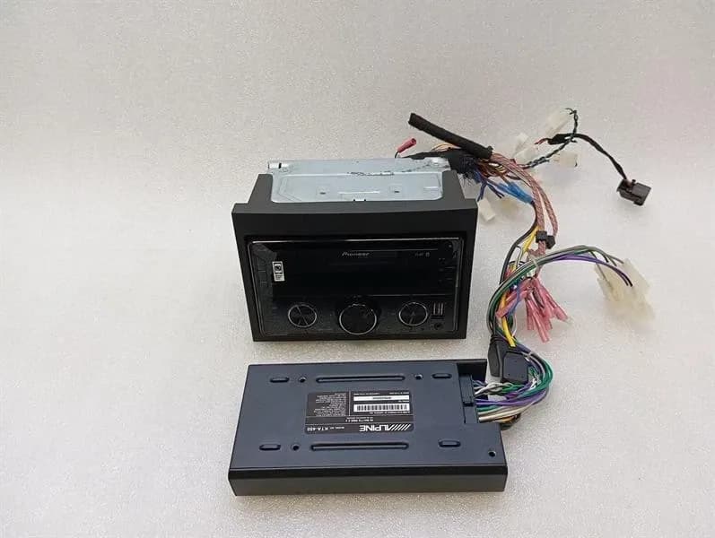 PORSCHE Porsche 911 996 Amplifier Alpine KTA-450 Amplifier Car Stereo Pioneer FH-S720BT