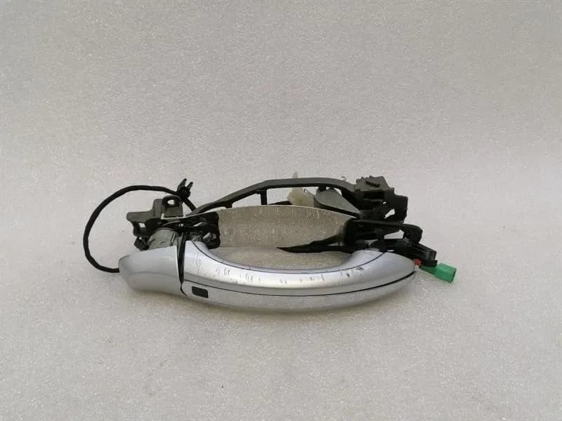 Bentley Continental GT W12 door handle front left 3W0837205 door handle defect