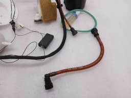 ASTON MARTIN Aston Martin Vanquish AM310 Fuel Pump Electric CD33-9H307-AB Fuel Pump — thumbnail 4