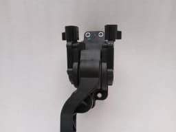 ASTON MARTIN Aston Martin DB9 Volante Throttle Pedal (Electrical) 8D33-9F836-AB Throttle Pedal — thumbnail 4