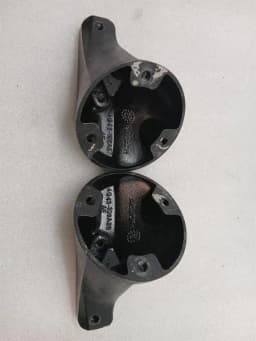 ASTON MARTIN Aston Martin DB9 COUPE Holder Bracket 4G43-108A75-AA Holder Carrier Strut Brace — thumbnail 4