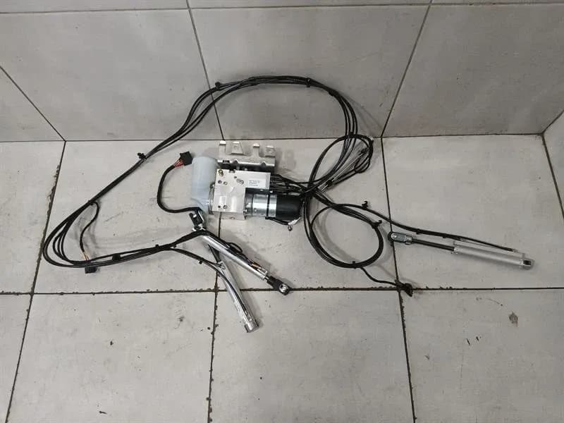 PORSCHE Porsche 911 992 Targa Hydraulic Pump 992871614C Hydraulic Pump 992898034B