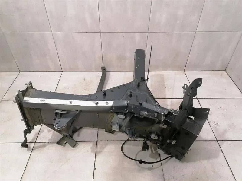 Mercedes GT C190 GTR Left Front Chassis Leg A1906206701 Left Front Wheel Arch