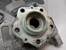 FERRARI Ferrari California T F149 14-17 Left Front Hub 289156 Wheel Bearing Housing Front Li — thumbnail 3