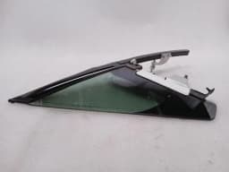 ASTON MARTIN Aston Martin Vanquish AM310 Front 1/4 Glass CD33-C262A37-BB Door Panel 1/4 Front — thumbnail 8