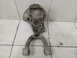 ASTON MARTIN Aston Martin DB9 Volante Left Front Hub 7G43-3K185-AB Wheel Bearing Housing Front Li — thumbnail 4
