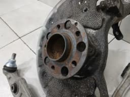 MERCEDES-BENZ Mercedes C Class W205 C63 AMG FLH Hub A2053306704 Wheel Bearing Housing Front Left — thumbnail 2