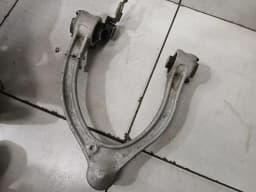 MERCEDES-BENZ Mercedes C Class W205 C63 AMG FLH Hub A2053306704 Wheel Bearing Housing Front Left — thumbnail 4